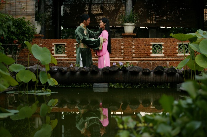 Phim đặt hàng: "Ném tiền qua cửa sổ"