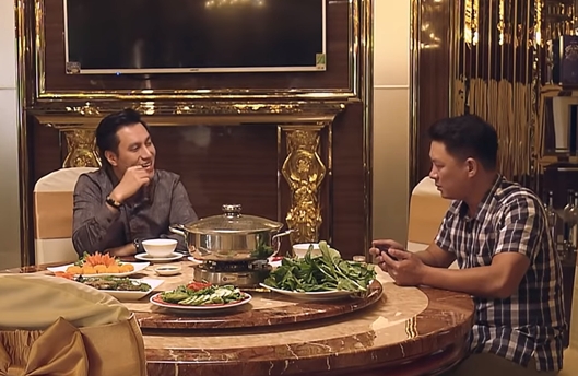 "Sinh tử" tập 44: Vũ quay lén Giám đốc Sở Kế hoạch và Đầu tư nhận hối lộ