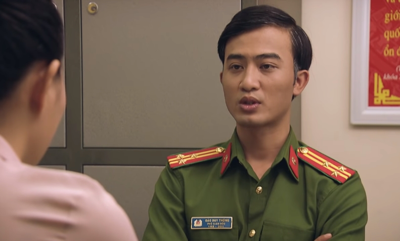 "Sinh tử" tập 63: Thông chất vấn nhà báo Hoàng Ngân vì đăng tin khởi tố sớm