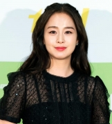 phim cua kim tae hee dung quay vi co nhan vien nghi nhiem ncov