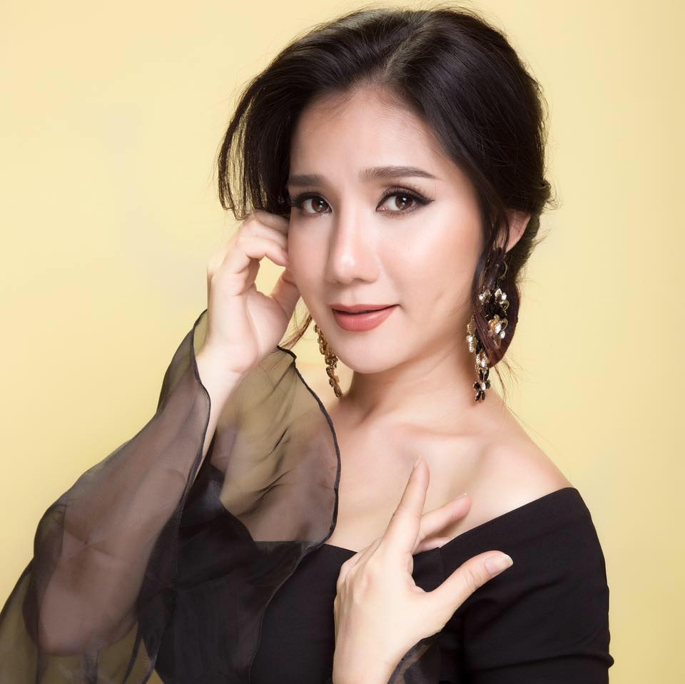 mc cat tuong buc xuc vi bi gia mao ten tuoi lua ban kem tron