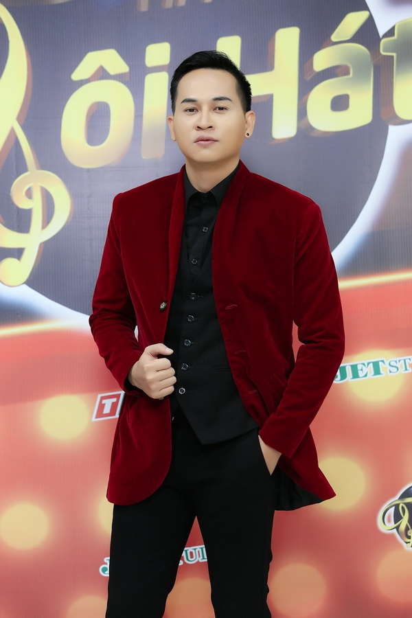 elvis phuong tiet lo ban thu giup nhac si le huu ha lay duoc vo