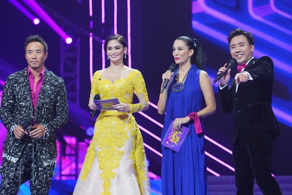 tran thanh tu tin lam mc song ngu ben canh hoa hau hoan vu 2015