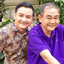 nghe si hong van va minh nhi trao gan 700 trieu cho gia dinh anh vu