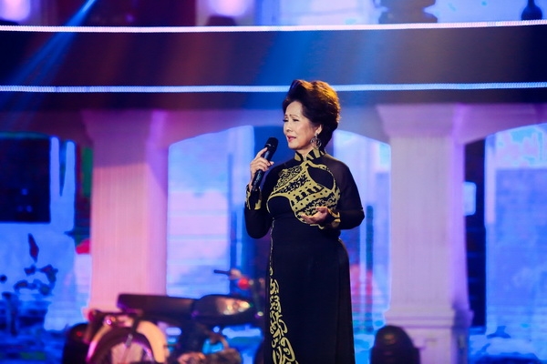 danh ca phuong dung khong ngai va cham khi lam giam khao