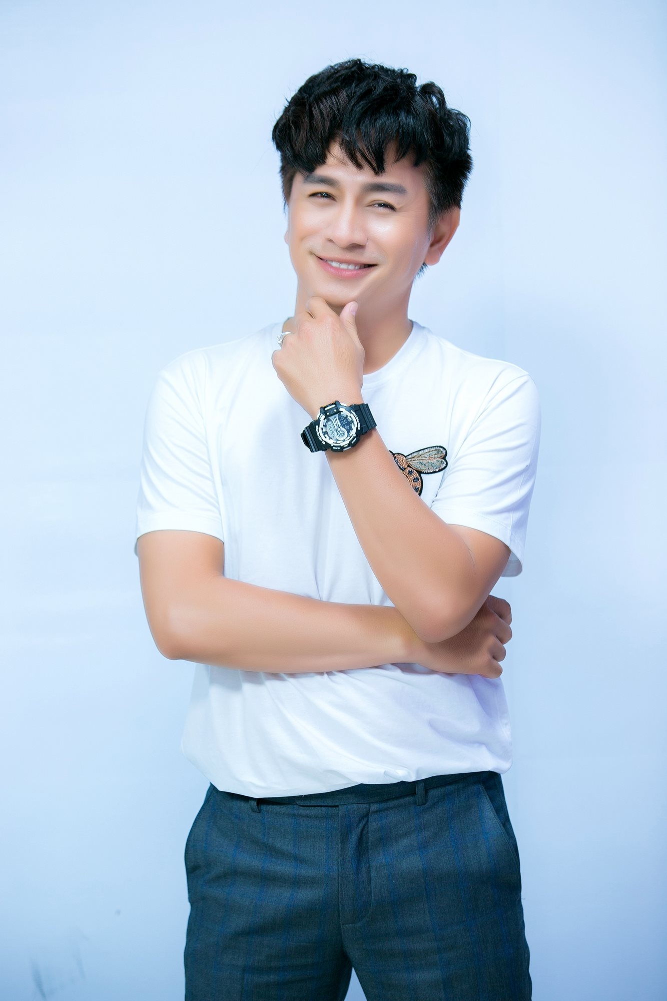 dien vien dinh toan nghe si dong kich thieu nhi rat vat va