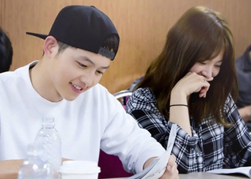 chuyen tinh som no chong tan cua song joong ki va song hye kyo