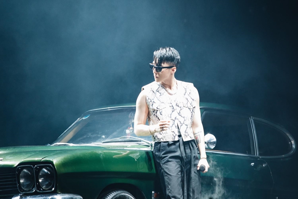 son tung m tp phai tho bang may oxy sau tour dien