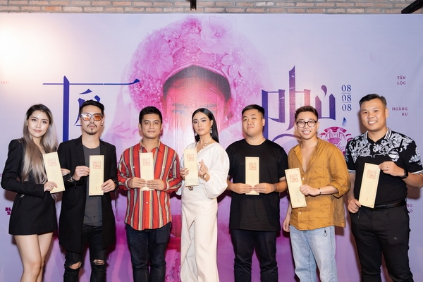 Hoàng Thùy Linh tạo ấn tượng mạnh với MV Tứ Phủ hoang thuy linh toi muon dua van hoa lich su vao ca khuc cua minh