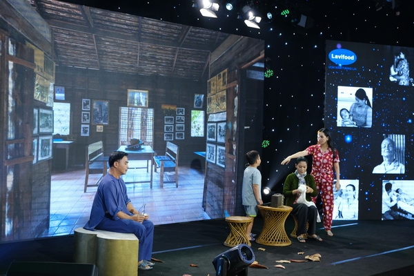 mc quyen linh dau nhoi voi cau chuyen ba me benh tat nuoi 9 dua con