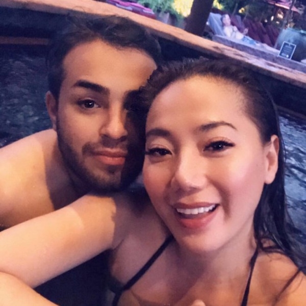 sieu mau chung thuc quyen sinh con gai dau long