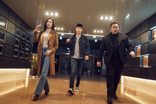 ong vua phong ve ma dong seok tro lai voi du an dien anh moi