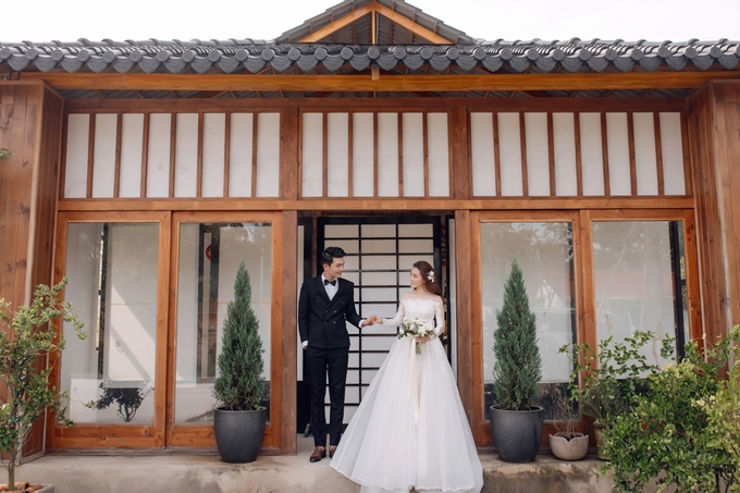 Diễn viên Quang Tuấn kỉ niệm 3 năm kết hôn cùng Linh Phi dien vien quang tuan ki niem 3 nam ket hon cung linh phi