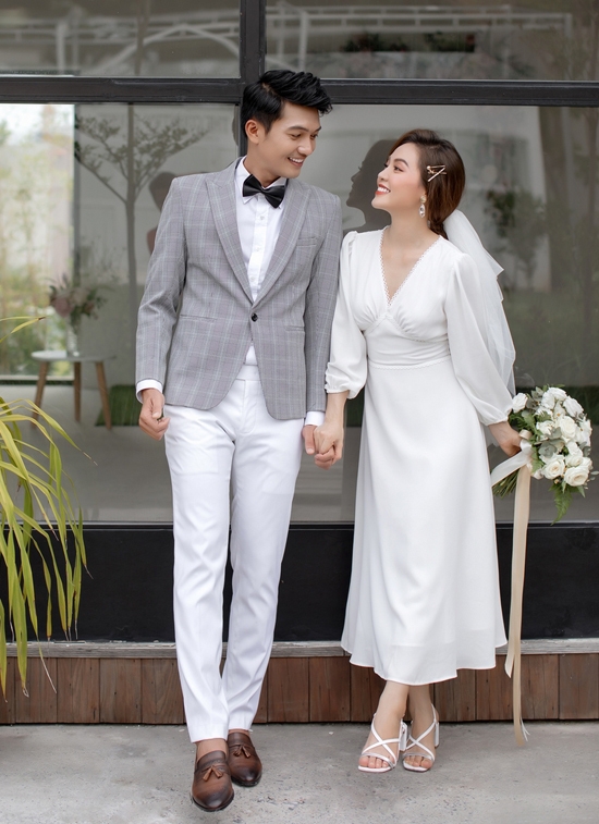 Diễn viên Quang Tuấn kỉ niệm 3 năm kết hôn cùng Linh Phi dien vien quang tuan ki niem 3 nam ket hon cung linh phi