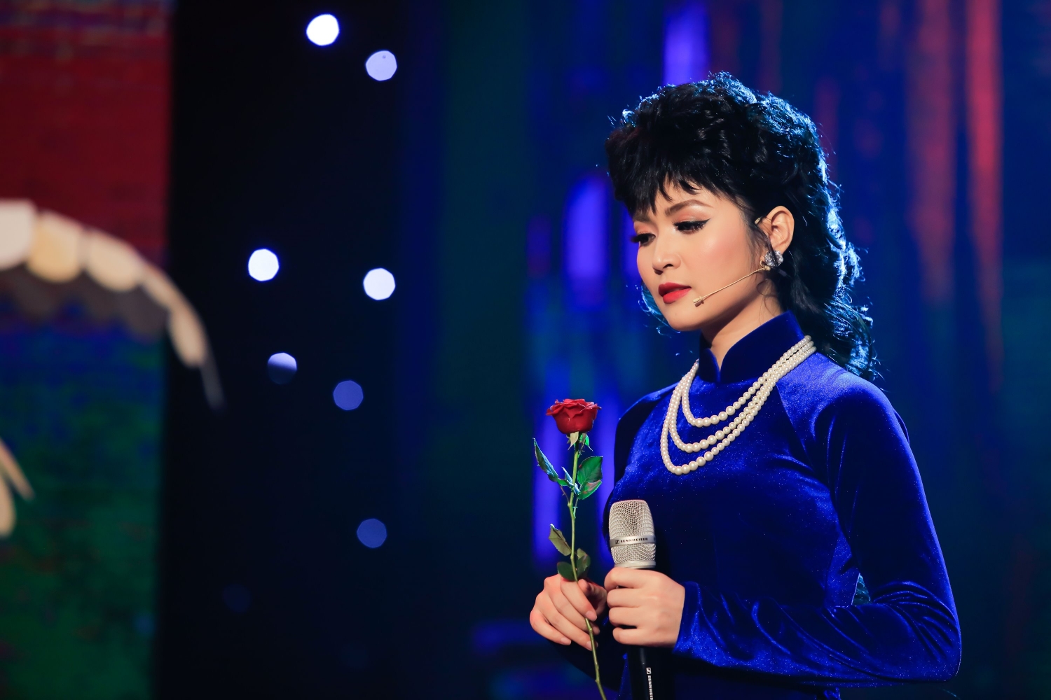 quan quan nguoi ke chuyen tinh tiet lo tung bi ga tinh tu nam 18 tuoi