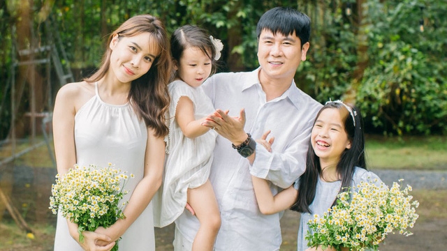 luu huong giang ho hoai anh ly hon sau hon 10 nam gan bo