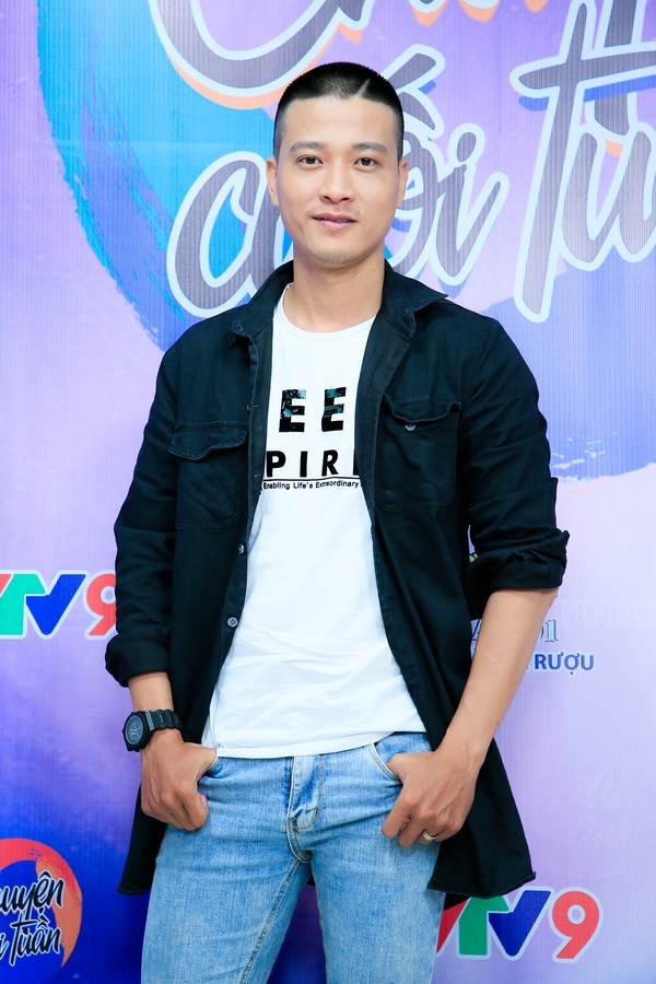 thu nhap bap benh va goc khuat cua nghe vu cong