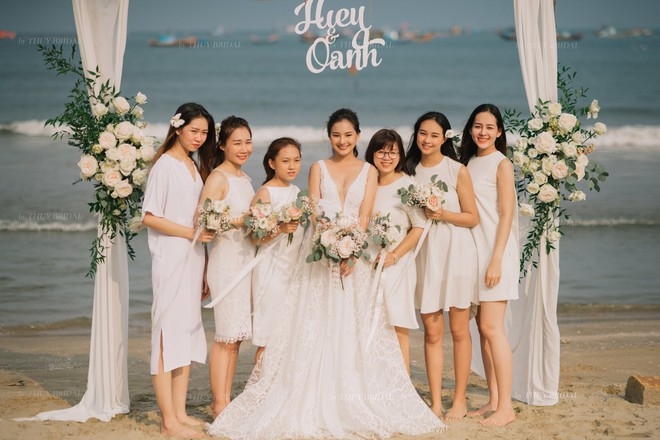 kieu oanh hanh phuc trong ngay cuoi