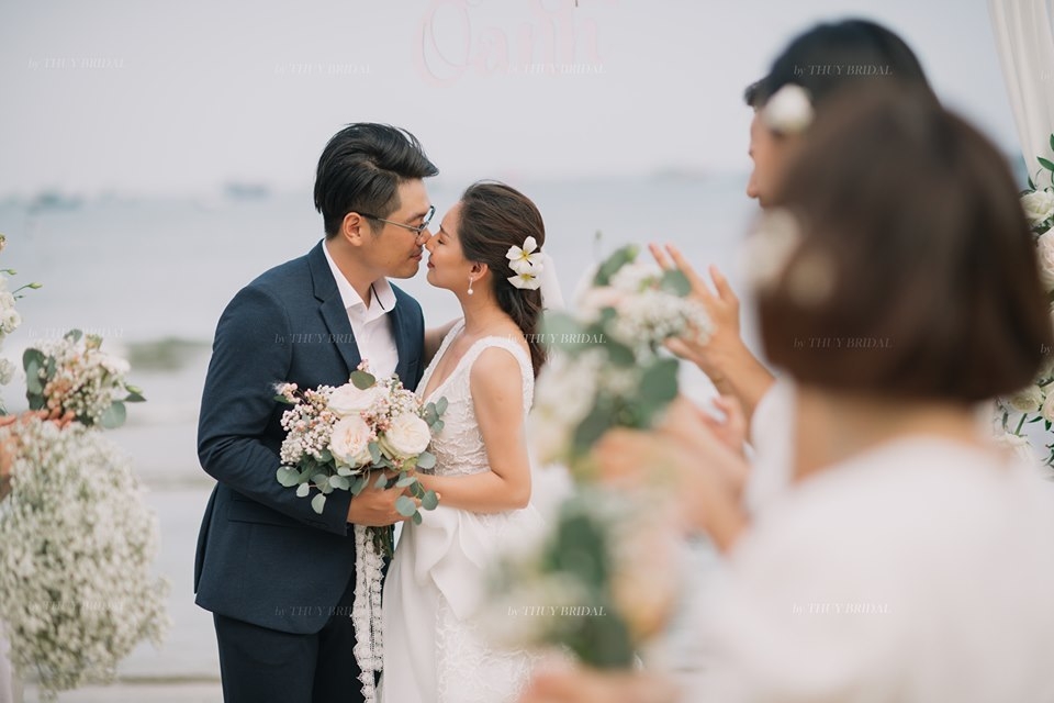 kieu oanh hanh phuc trong ngay cuoi