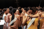 ban ket hoa hau hoan vu viet nam 2019 thuy van gap su co nhay cam trong phan thi bikini