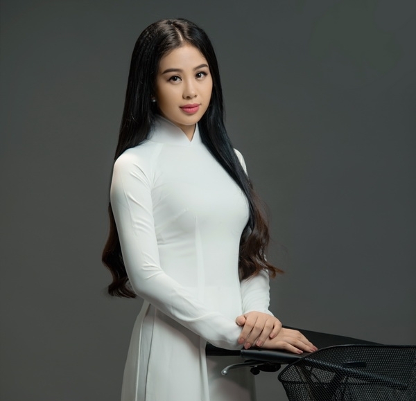 Ca sĩ Dương Huệ ra mắt album “Học trò ơi” dịp 20/11