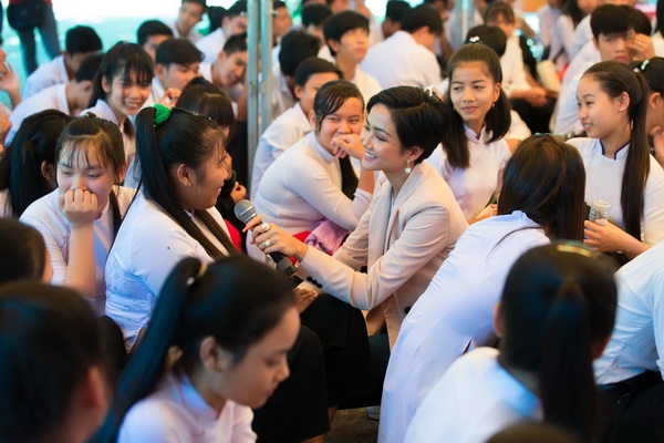 hoa hau hhen nie gay quy hon 22 ngan usd cho du an cong dong