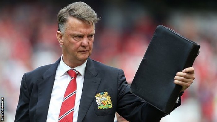 [NÓNG] Van Gaal lên giám đốc, Mourinho ngồi ghế nóng Old Trafford