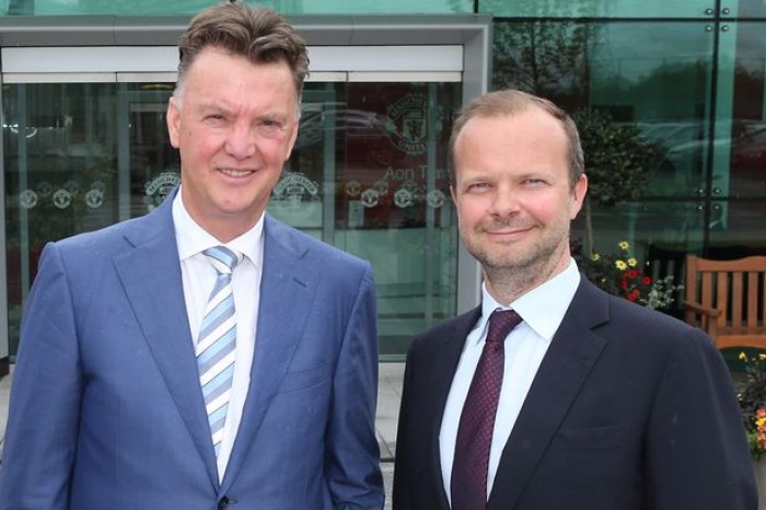 mu phai boi thuong cho van gaal 6 trieu bang