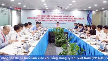 Tổng giám đốc Petrovietnam Lê Mạnh Hùng làm việc với PV GAS