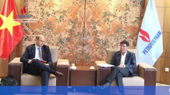 Thành viên HĐTV Nguyễn Văn Mậu làm việc với Tổng giám đốc khu vực Châu Á - Thái Bình Dương của Ngân hàng ING