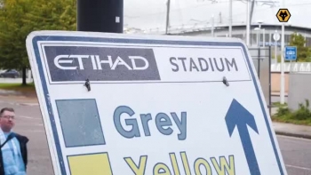 Man City tới Etihad chuẩn bị thi đấu với Wolves